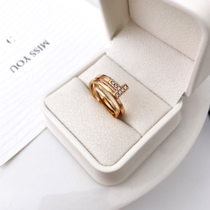 Ch*el rings